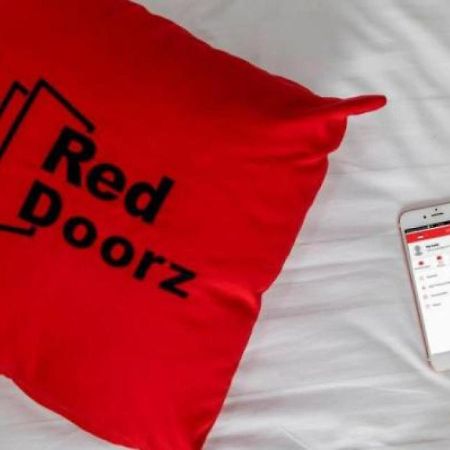 Reddoorz Near Legian Street Hotel Kuta Lombok Kültér fotó