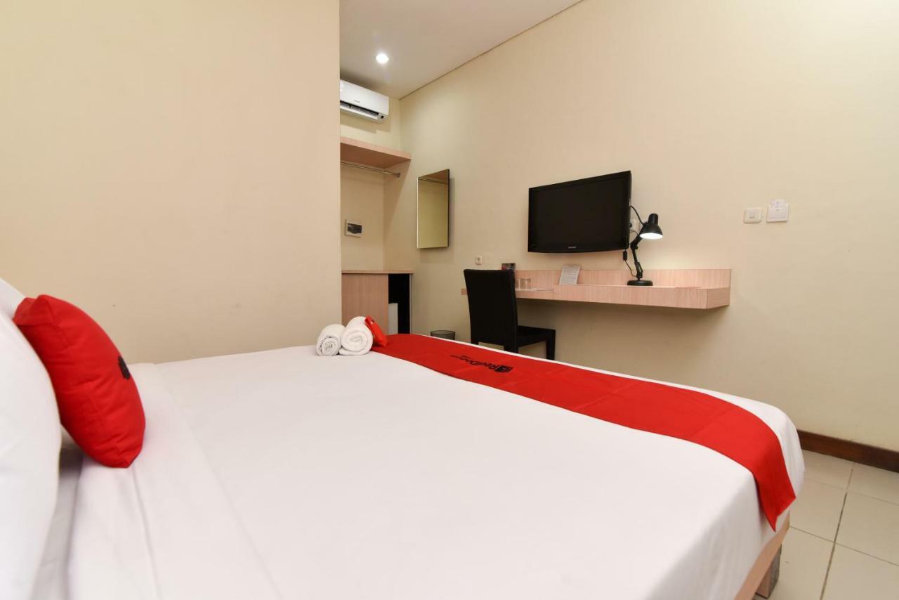 Reddoorz Near Legian Street Hotel Kuta Lombok Kültér fotó