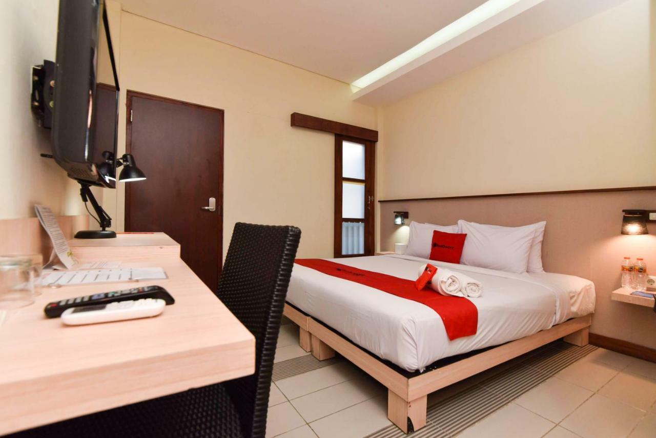 Reddoorz Near Legian Street Hotel Kuta Lombok Kültér fotó