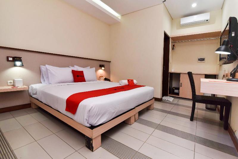 Reddoorz Near Legian Street Hotel Kuta Lombok Kültér fotó